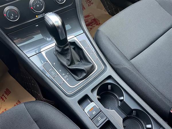 高尔夫 2020款 200TSI DSG舒适进取版