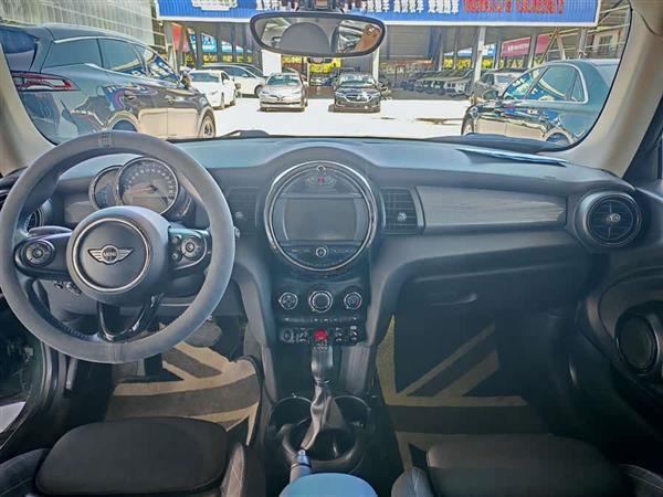 MINI 2016款 1.5T COOPER