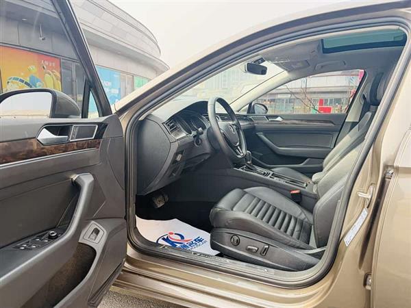 迈腾 2019款 330TSI DSG 豪华型 国VI
