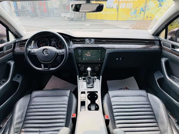 迈腾 2019款 330TSI DSG 豪华型 国VI