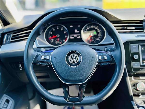 迈腾 2019款 330TSI DSG 领先型 国VI