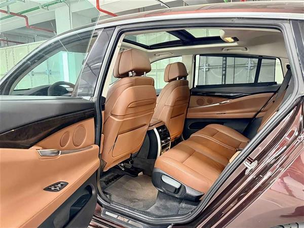 宝马5系GT 2015款 535i xDrive