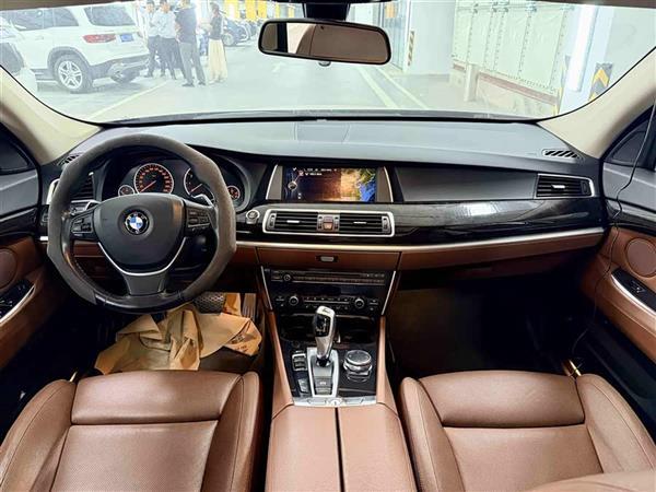 宝马5系GT 2015款 535i xDrive
