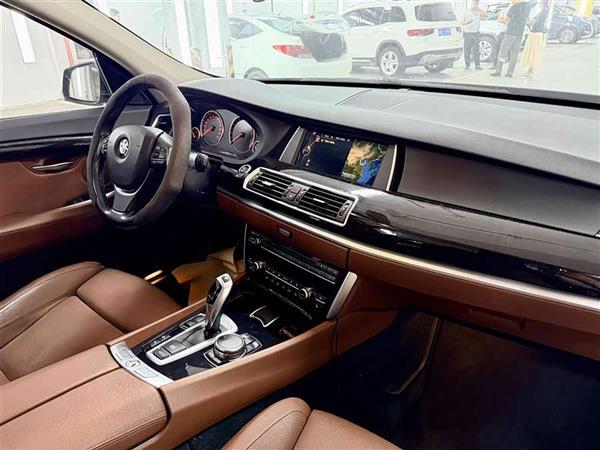 宝马5系GT 2015款 535i xDrive