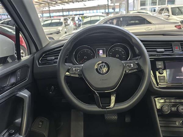 途观L 2019款 330TSI 自动两驱智动豪华版 国VI