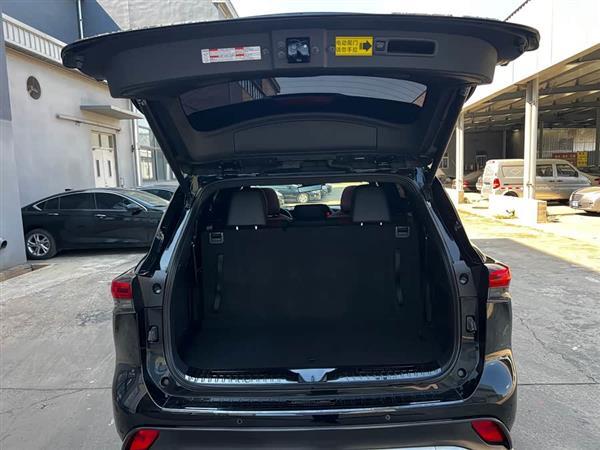 皇冠陆放 2022款 2.5L HEV四驱旗舰版