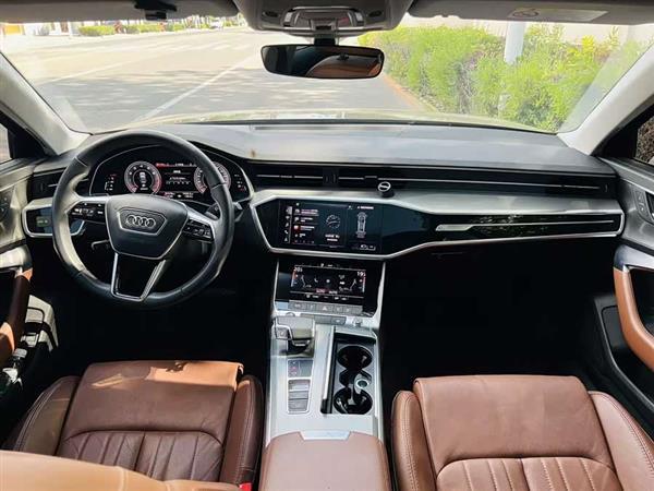 奥迪A6L 2021款 40 TFSI 豪华致雅型
