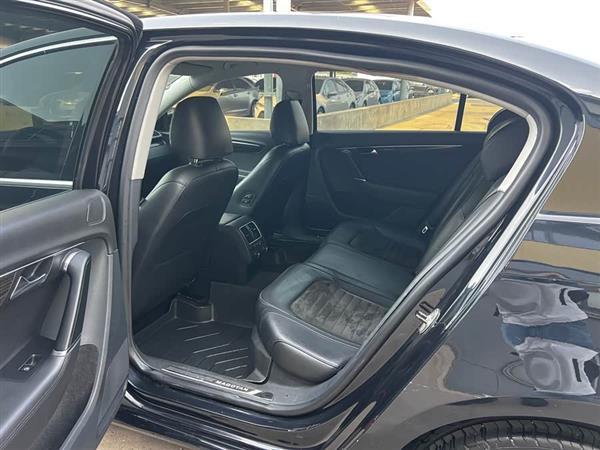 迈腾 2013款 2.0TSI 尊贵型