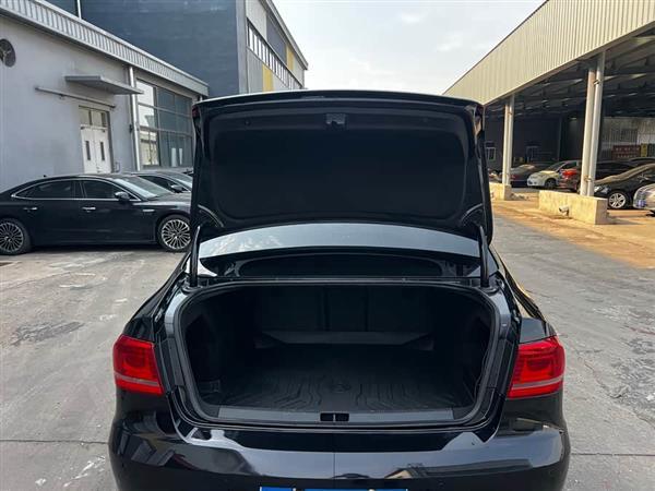 迈腾 2013款 2.0TSI 尊贵型