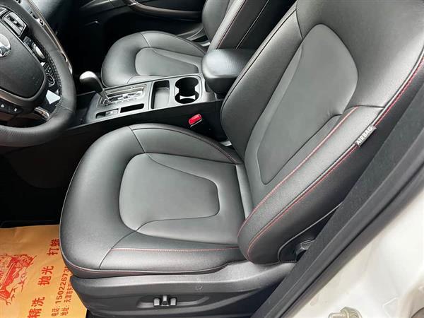 奔腾X80 2016款 2.0L 自动豪华型