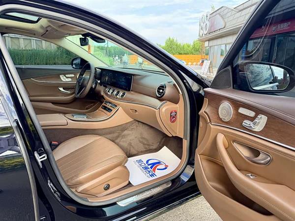 奔驰E级 2023款 E 300 L 豪华型