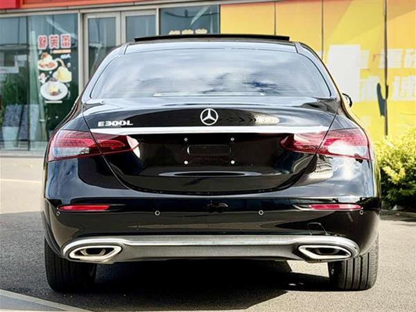 奔驰E级 2023款 E 300 L 豪华型