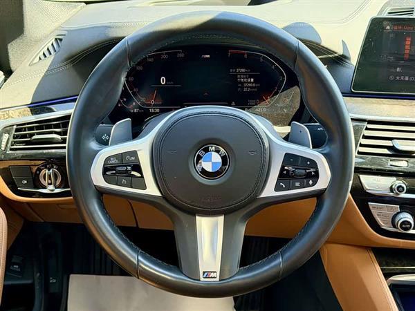 宝马5系 2020款 530Li 尊享型 M运动套装