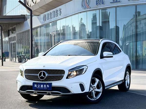 奔驰GLA 2018款 GLA 200 动感型