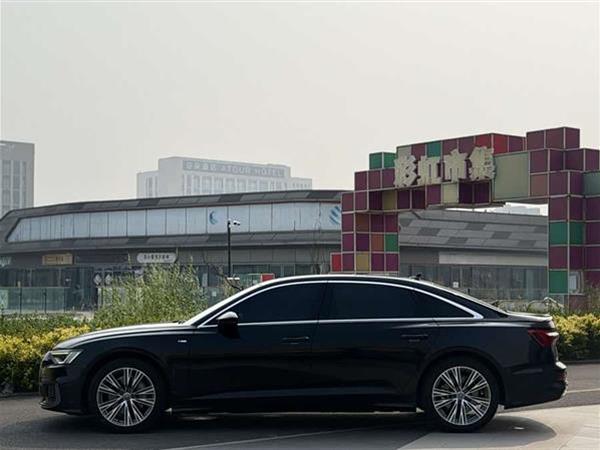奥迪A6L 2020款 45 TFSI 臻选动感型