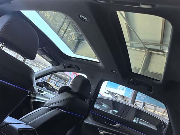 奥迪A6L 2022款 45 TFSI 臻选动感型
