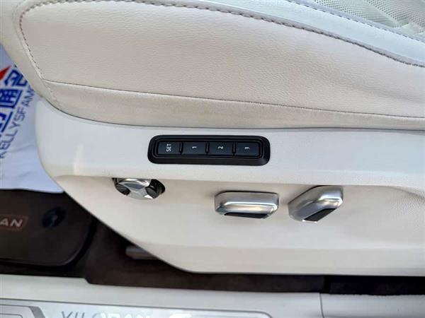 威然 2022款 380TSI 尊贵版