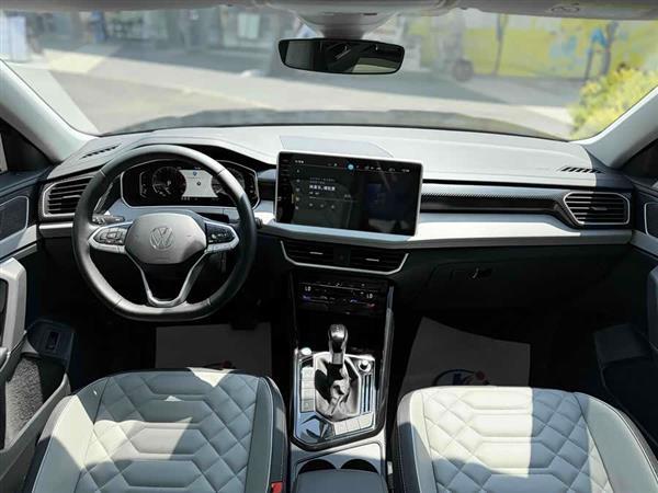 探岳 2024款 330TSI 两驱豪华Plus进阶版