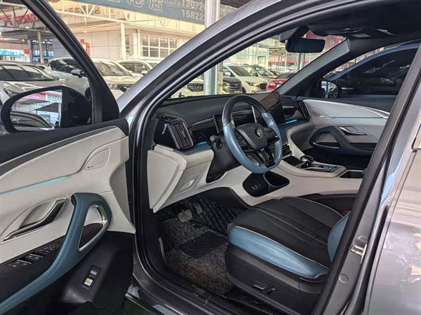 宋Pro 2021款 1.5T 自动骁云版尊贵型