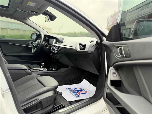 宝马2系(进口) 2023款 225i 四门轿跑车 M运动套装