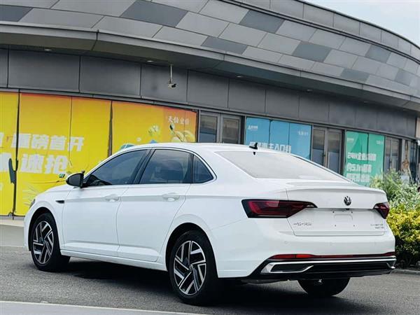 速腾 2023款 300TSI DSG超越版