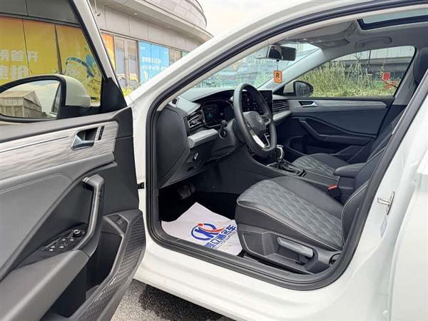 速腾 2023款 300TSI DSG超越版
