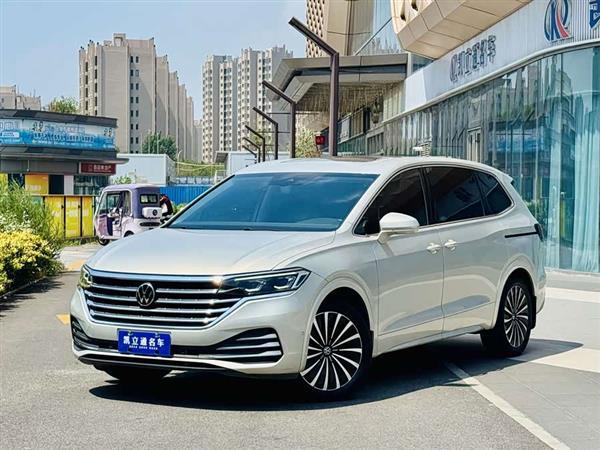 威然 2023款 改款 380TSI 尊贵版
