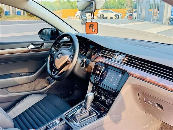 迈腾 2019款 330TSI DSG 豪华型 国V