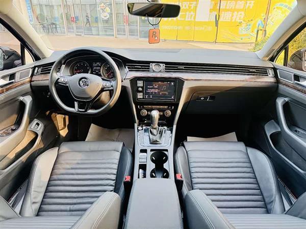 迈腾 2019款 330TSI DSG 豪华型 国V