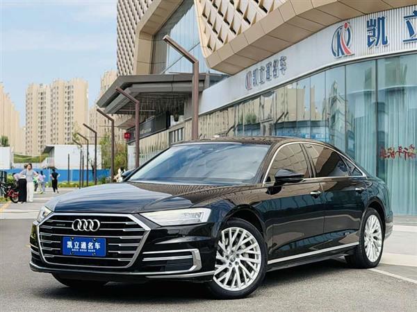 奥迪A8 2018款 A8L 55 TFSI quattro投放版精英型