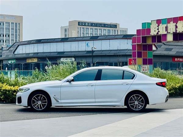宝马5系 2022款 525Li M运动套装