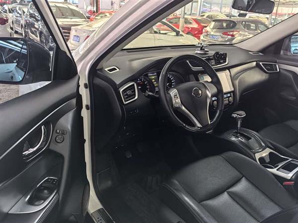 奇骏 2014款 2.0L CVT智领版 2WD
