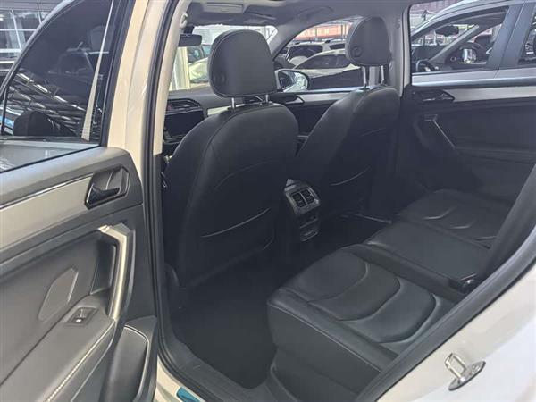 途观L 2019款 330TSI 自动两驱智动豪华版 国VI